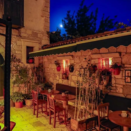Otel Apaz Alaçatı