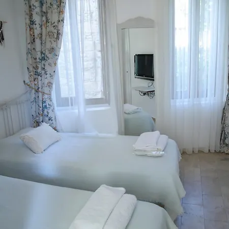 Apaz Alaçatı Otel Çeşme